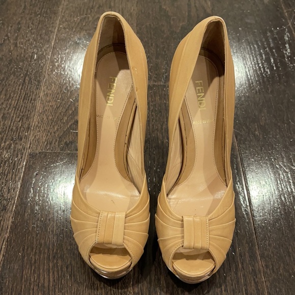 Fendi nude heels - Picture 2 of 5